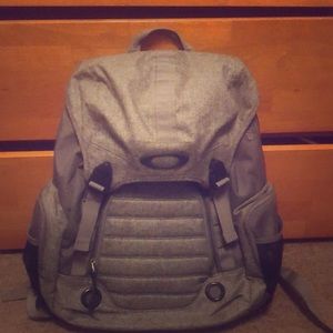 Oakley bag